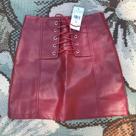 Fashion Nova Dresses & Skirts - Fashion nova XS faux leather red skirt